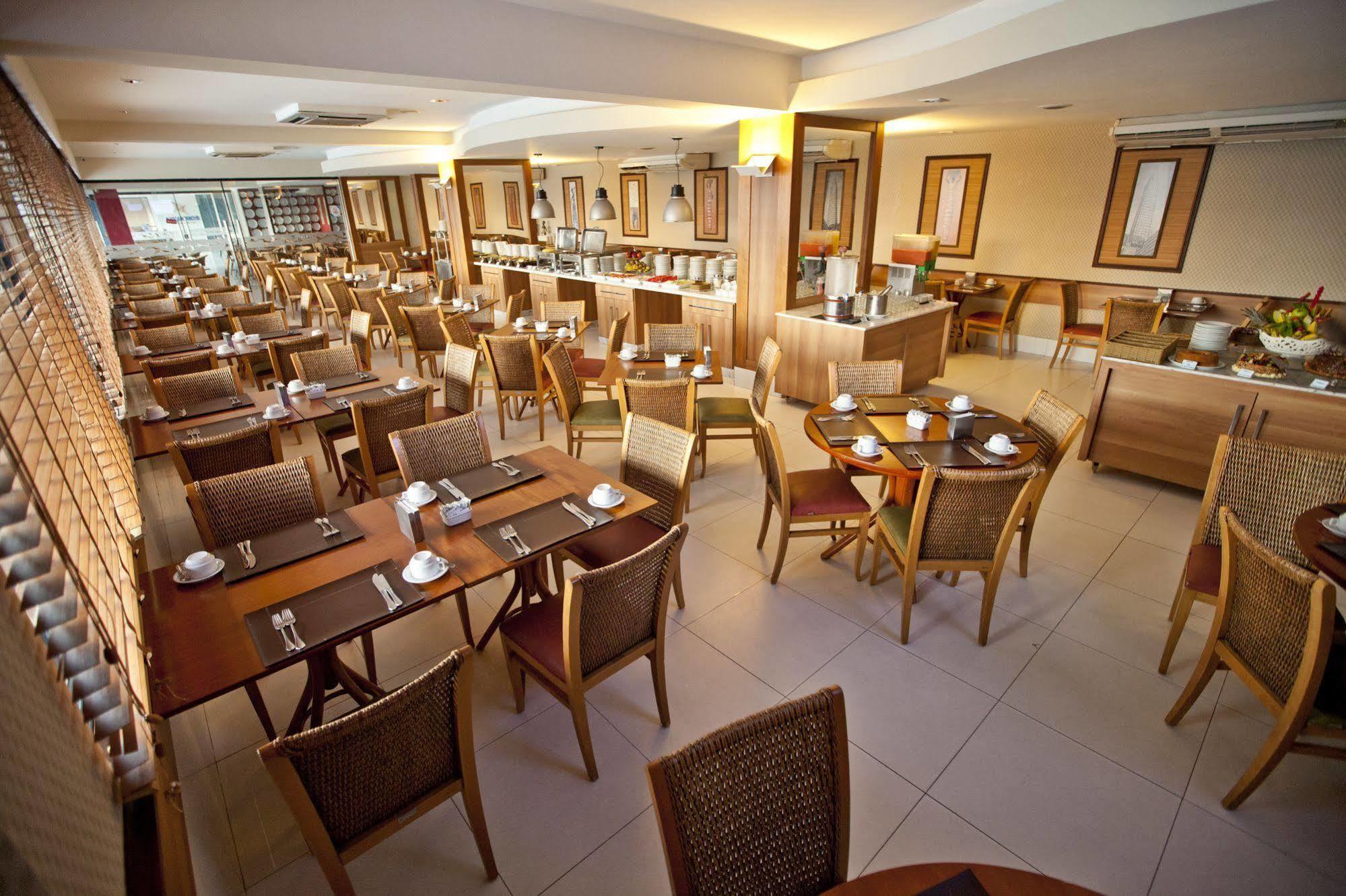 Aquarios Praia Hotel Aracaju Exteriör bild